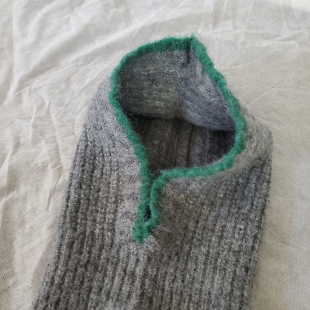 Hat - Picture 5 of 6